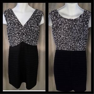 Gorgeous Laura Size 14 Dress